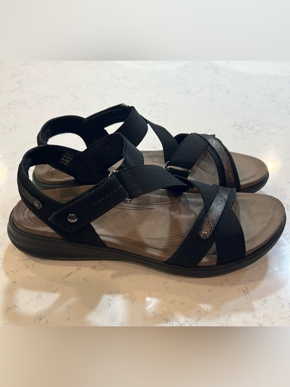 Earth Bali Valcro Closure Black and Silver Sandal Size 8.5